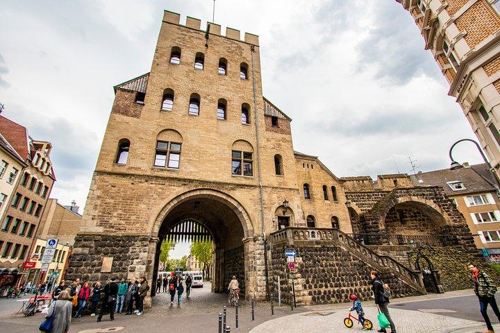 Cologne architecturale : visite privée avec un expert local
