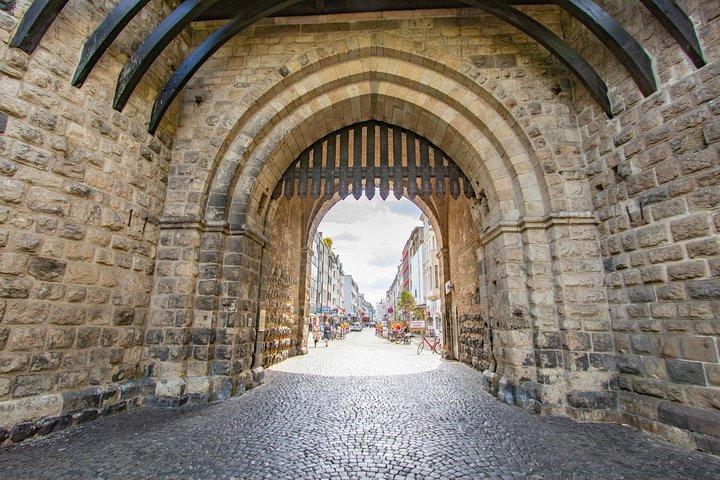 Cologne architecturale : visite privée avec un expert local