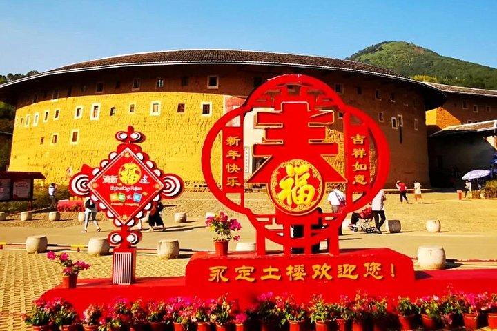 Privat layover-tur till Yongding Hakka Tulou från Xiamen Airport eller Cruise Port