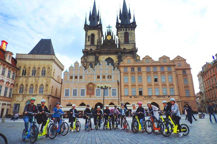 Praga medieval - City Tour de E-Bike / E-Scooter