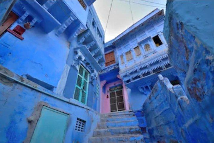 Goverdhan Singh BhatiとのBluecityウォーク