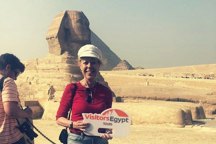 Excursion privée d'une journée aux pyramides depuis l'aéroport international du Caire