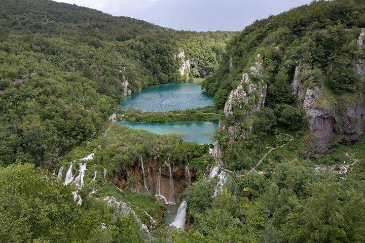 プリトヴィツェ湖の自然公園は輸送し、ザダルに戻る