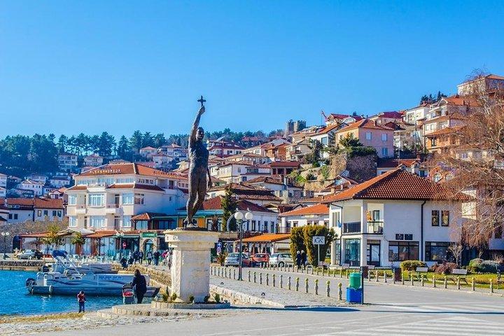 Trasporto privato da Tirana a Ocrida, Macedonia settentrionale