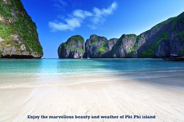 Phi Phi Island Tour by Big Boat van Royal Jet Cruiser (First Class)