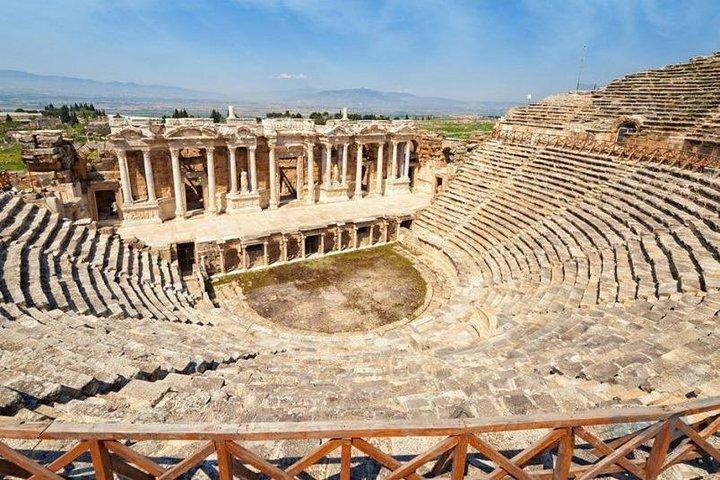 Excursión para grupos pequeños a Pamukkale desde los hoteles de Kusadasi o Selcuk