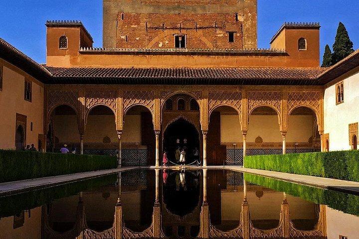 Granada Private Führung mit Alhambra Complex & Albaicín