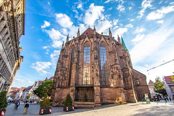 Explore el arte y la cultura de Nuremberg con un local