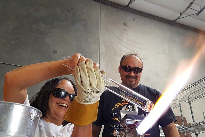 Ein Abenteuer im Glasblasen mit der Fackel