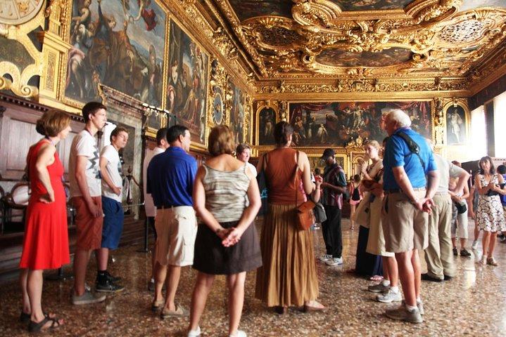 Ohne Anstehen: Dogenpalast und Markusdom, vollständig geführte Tour