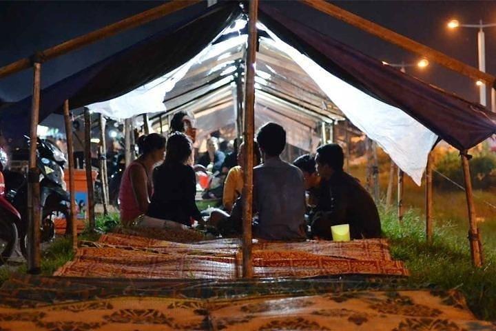 Visite nocturne de la rue privée de Siem Reap