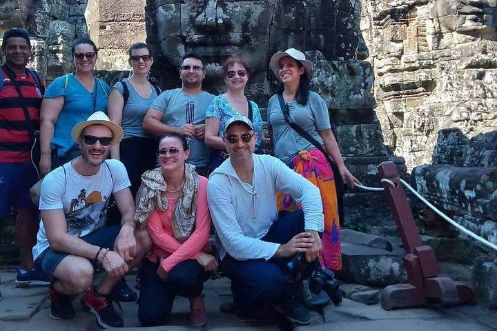 Tour privato guidato di un giorno intero di Angkor con tramonto
