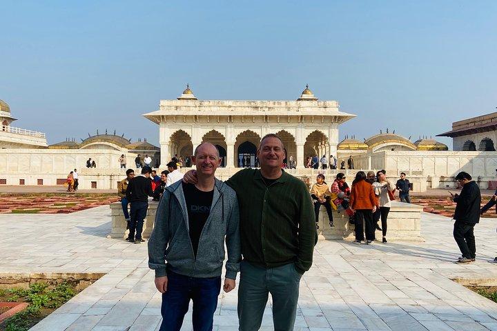 Soluppgångstur i Taj Mahal och Agra Fort från Delhi