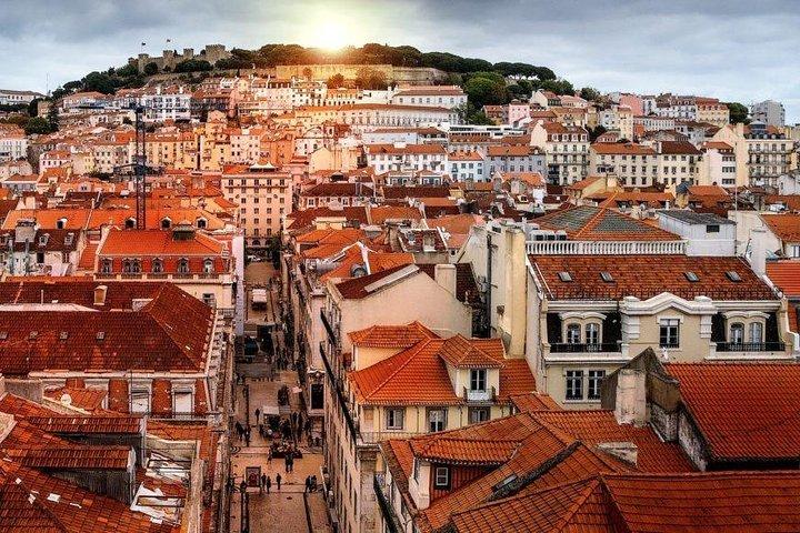 Airport Transfer: Lisbon Airport LIS to Lisbon in Luxury Van