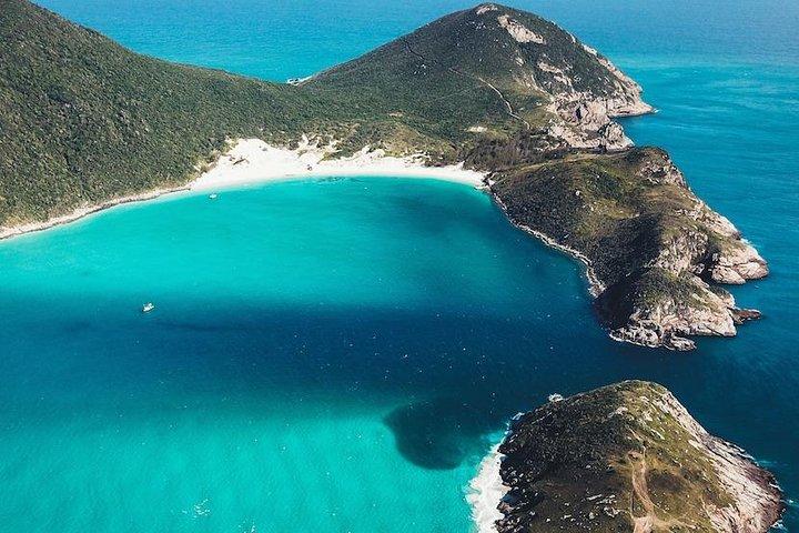 Descubre Arraial do Cabo y una de las playas más bellas del mundo.