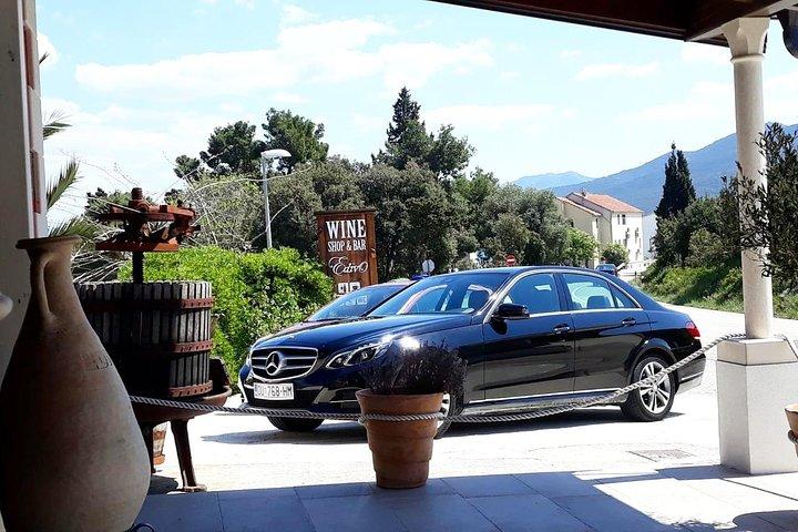 Luxury private transfer: Dubrovnik to Dubrovnik airport