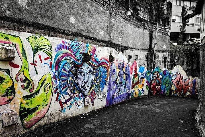 Favela Vidigalツアーとブラジルランチ