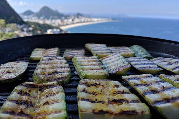 Favela Vidigalツアーとブラジルランチ