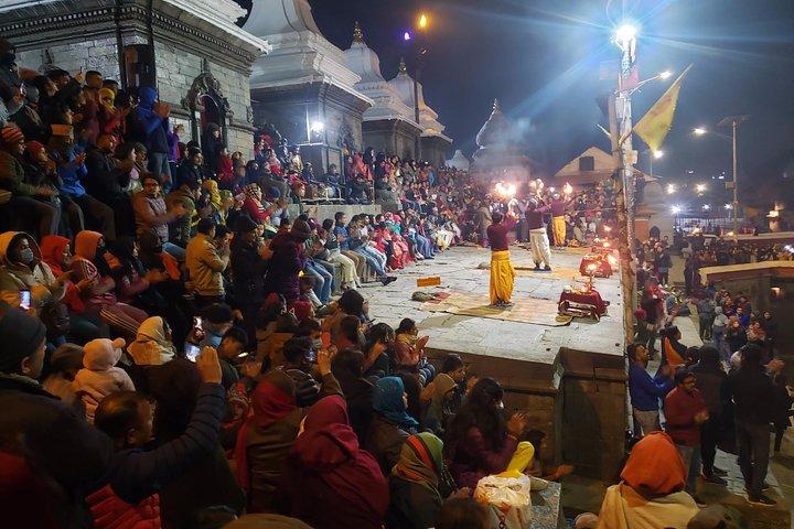 Pashupatinath Sera Aarati : Poche ore divine a Kathmandu