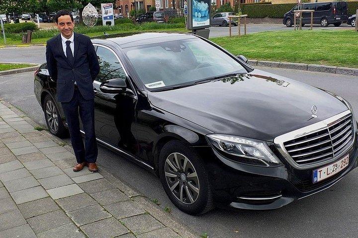 Private Luxury Car Transfer from Brussels to Paris