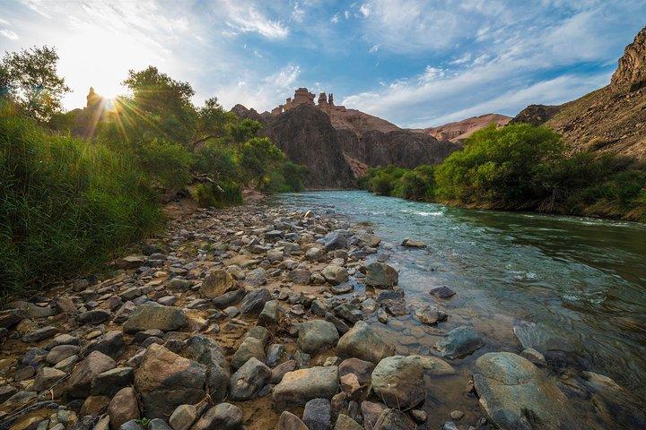 Parc Altyn Emel de 4 jours + lacs Kolsai et Kaindy + excursion en jeep dans le canyon Charyn