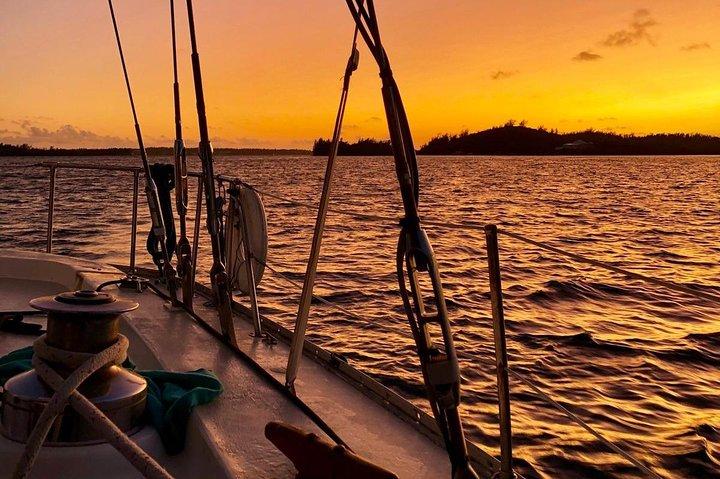 Privat katamaran charter Svøm sejl snorkel klippe hoppe SUP