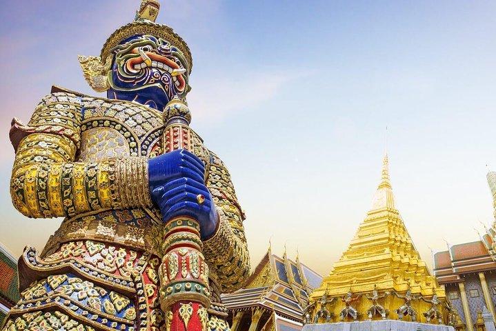Maravilloso tour por Bangkok : GrandPalace WatTrimit WatPho WatBencha