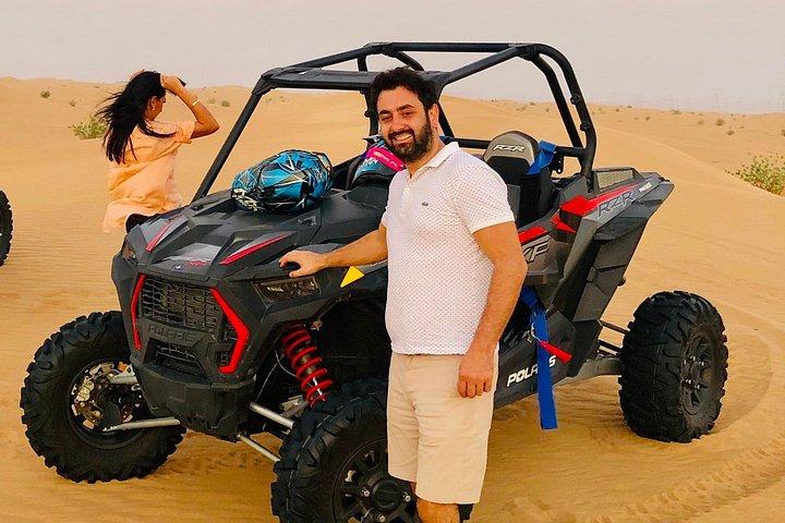 ポラリス RZR 1000cc 2 シーター デザート アドベンチャー ガイド付きツアー