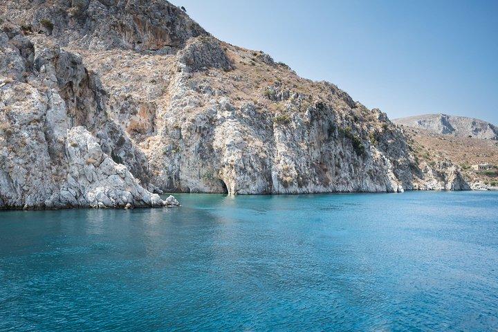 Crociera in barca di un giorno intero a 3 isole con ritiro opzionale