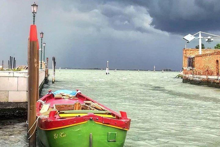 Aprenda a remar pelos canais de Veneza