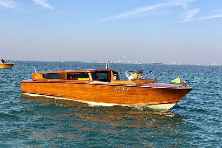 Venice S.Lucia StationからVenice Hotelsまたはその逆