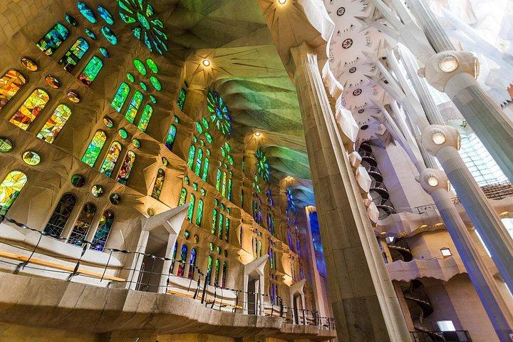 Visita guiada a la Sagrada Familia con acceso sin colas