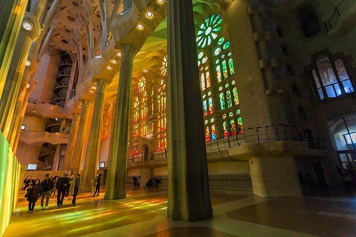 Visita guiada a la Sagrada Familia con acceso sin colas