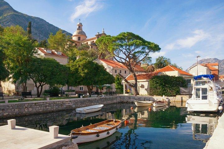 Kotor Red Semi-Submarine Tour : Onderwater hut Familie Avontuur