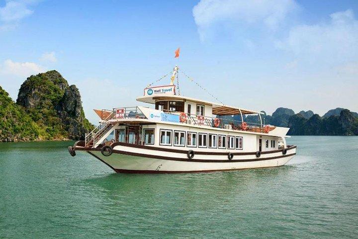 Halong Bay 6 ore sulla superstrada da Hanoi / Halong