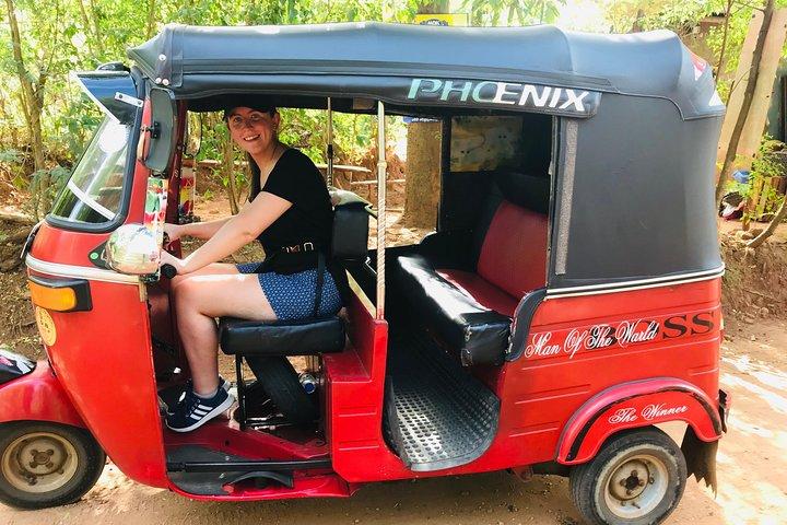 Tour della città di Kandy Tuk Tuk – Tempio dei Denti, Lago e Belvedere