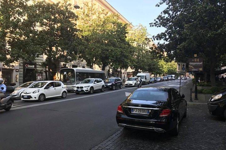 Private transfers in the city of Rome (one way)