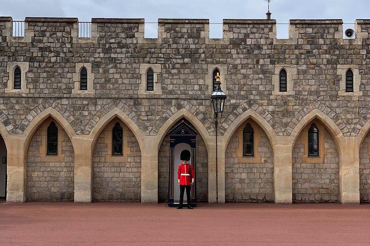 Stonehenge, Salisbury und Windsor Castle von London