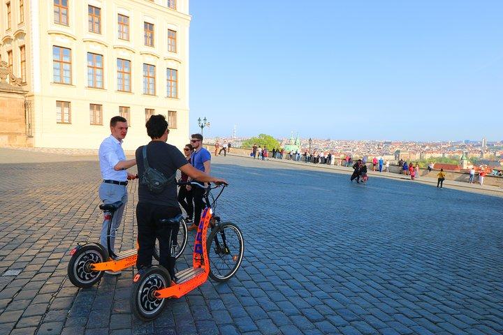 Praga medieval - City Tour de E-Bike / E-Scooter