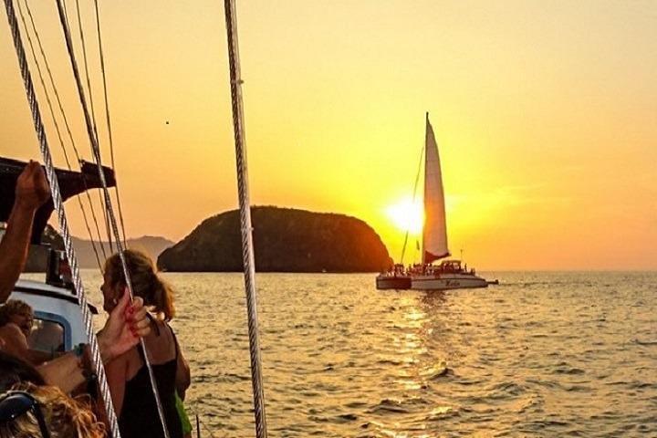 Guanacaste Snorkel og Sunset Cruise