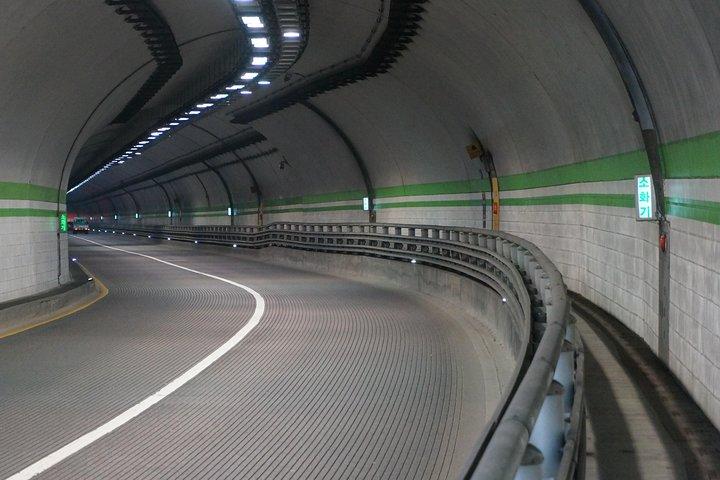 [プレミアムプライベートツアー] PARASITE Film Location＆3 Peak in Original Seoul