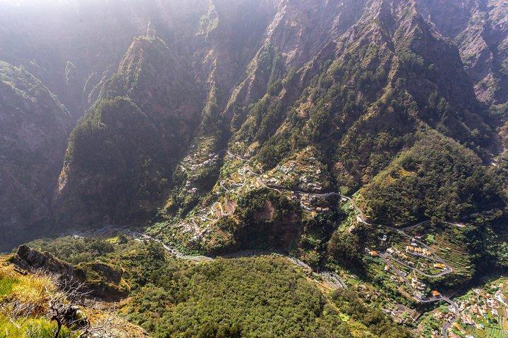 Funchal Private Vehicle Service met chauffeur voor een halve dag of een hele dag