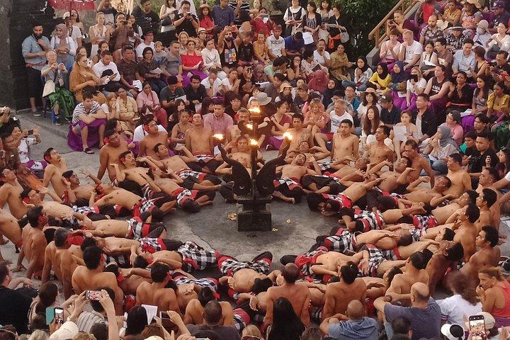 南バリ ウルワツとタナロット寺院ツアー