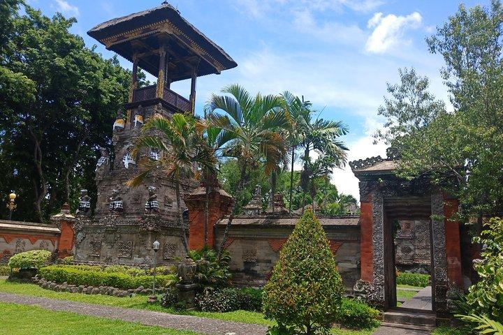 Denpasar City tour : Garuda Wisnu Kencana Statue & Uluwatu Temple