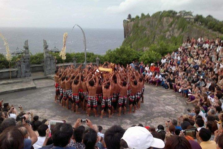 Denpasar stadsrundtur: Garuda Wisnu Kencana-statyn och Uluwatu-templet