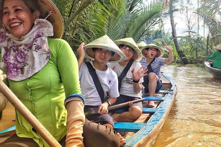 CU CHI TUNNELS UND MEKONG DELTA - CAI RANG FLOATING MARKET 2 Tage Reise