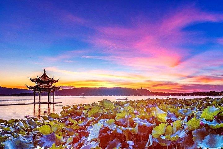 Tour privato di 3 giorni a Shanghai Hangzhou e Suzhou con visita alla città acquatica di Zhouzhuang