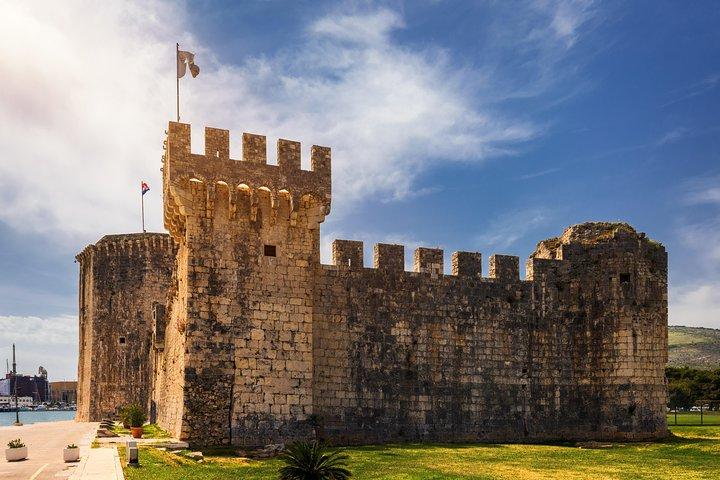 Escursione in barca da un'isola all'altra con pranzo (Trogir, Laguna Blu, Solta)
