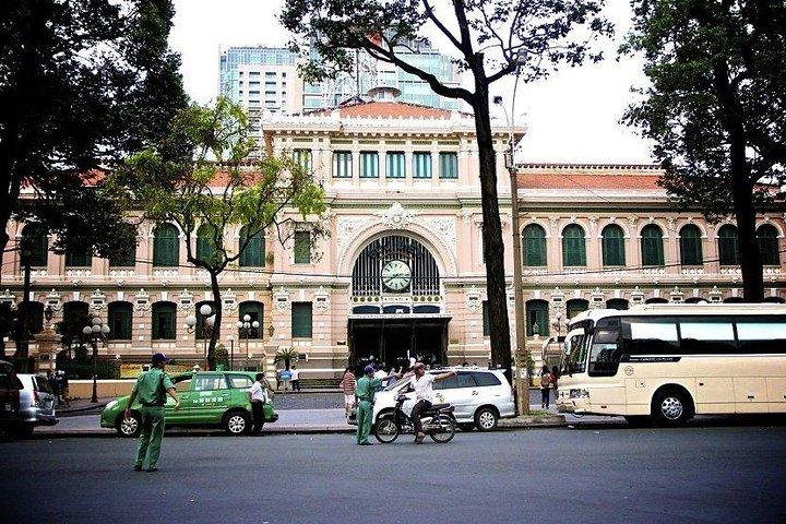 Tour de medio día por la ciudad de Ho Chi Minh para grupos pequeños