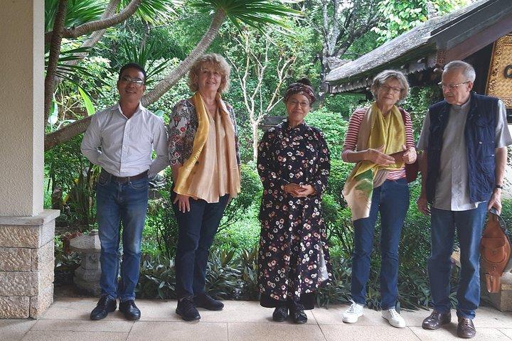 Hue Zen Tour